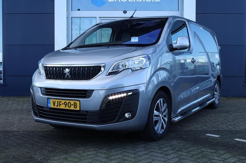 Grijs Gebruikt 2021 Peugeot Expert Van | € 14.722 (Goede deal) - Afbeelding 1/4