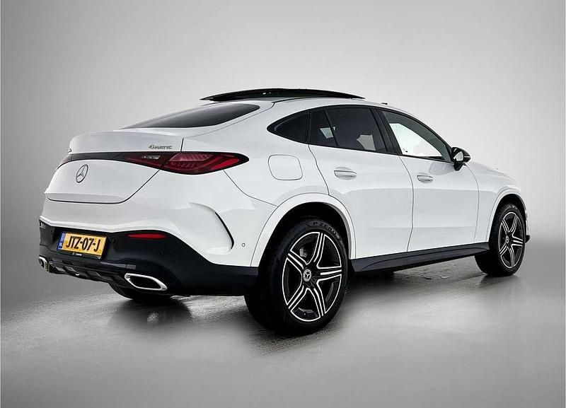 Occasion Mercedes GLC300e AMG 313 PK (230 kW) 2024 Wit Coupé