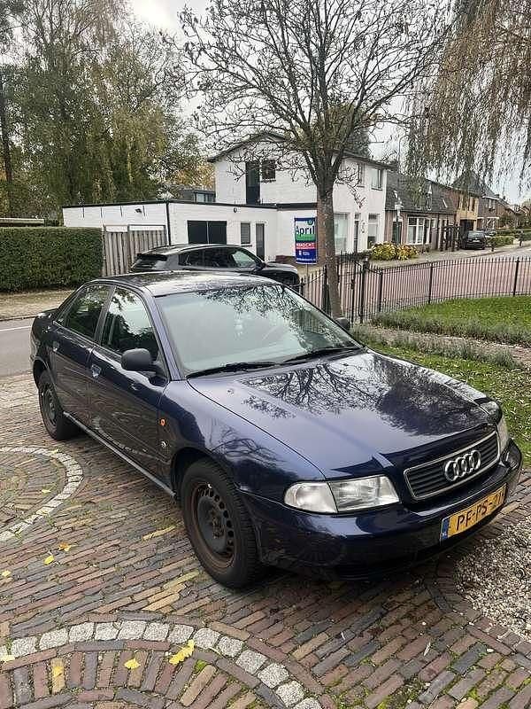 Gebruikt 1996 Audi A4 Sedan | € 2.500 (Iets duurder) - Afbeelding 1/4
