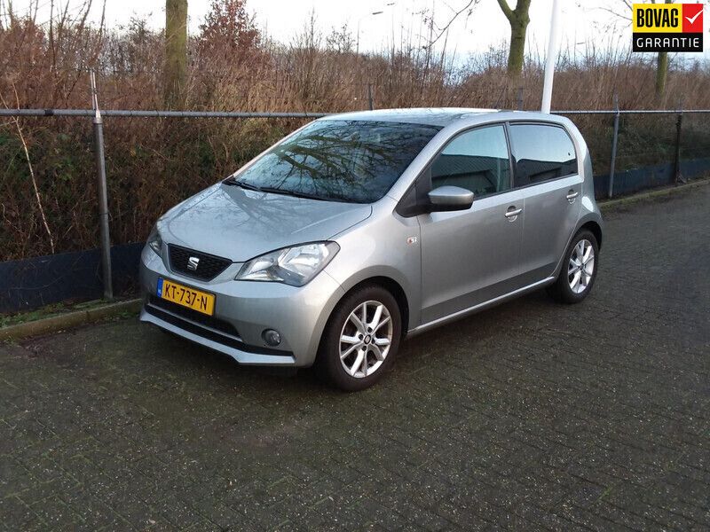 Grijs Gebruikt 2017 Seat Mii CONNECT Hatchback | € 8.950 (Iets duurder) - Afbeelding 1/4