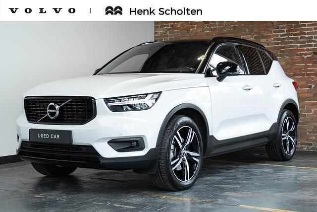 Wit Gebruikt 2020 Volvo XC40 R-Design SUV | € 34.950 (Eerlijke prijs) - Afbeelding 1/4
