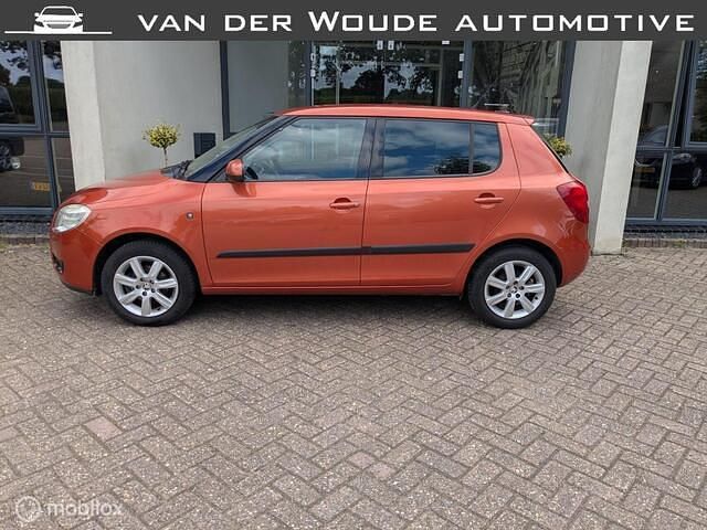 Oranje Gebruikt 2008 Skoda Fabia Elegance Hatchback | € 2.999 (Eerlijke prijs) - Afbeelding 1/4