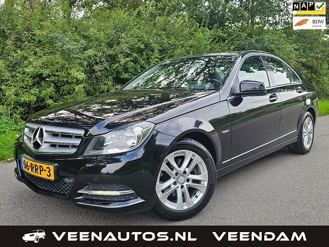 Zwart Gebruikt 2011 Mercedes C180 Avantgarde Sedan | € 8.995 (Goede deal) - Afbeelding 1/4