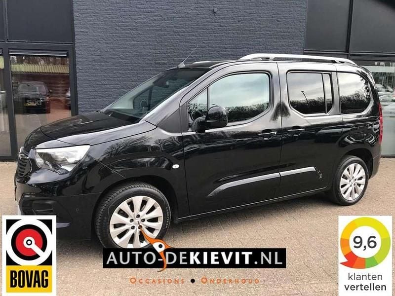 Zwart Gebruikt 2021 Opel Combo Life MPV | € 24.899 (Eerlijke prijs) - Afbeelding 1/4