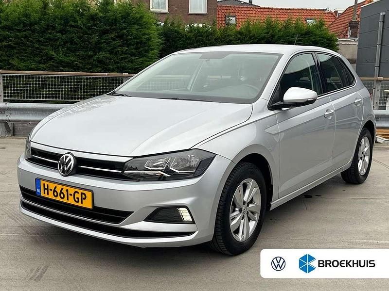 Grijs Gebruikt 2019 VW Polo Comfortline Hatchback | € 13.900 (Eerlijke prijs) - Afbeelding 1/4