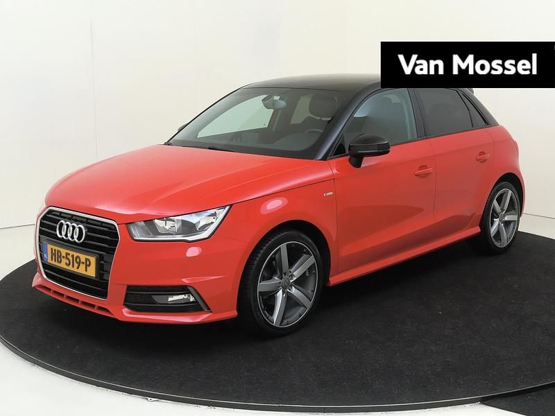 Rood Occasion 2016 Audi A1 Sportback S-Line Hatchback | € 15.435 (Eerlijke prijs) - Afbeelding 1/4
