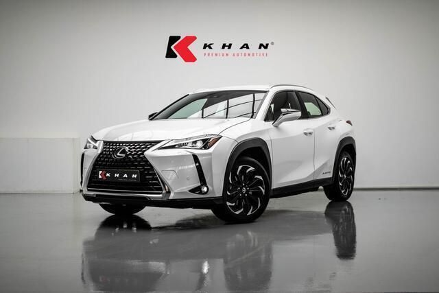 Wit Gebruikt 2021 Lexus UX 300e Luxury Line SUV | € 29.950 - Afbeelding 1/4