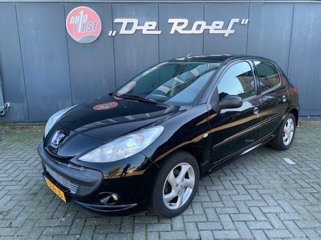Zwart Gebruikt 2011 Peugeot 206 Hatchback | € 4.950 (Duur) - Afbeelding 1/4
