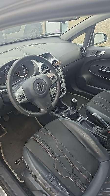 Occasion Opel Corsa Edition 101 PK (74 kW) 2012 Wit MPV