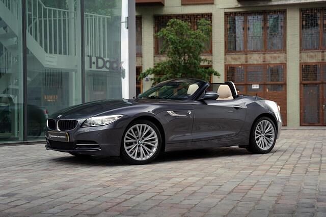 Grijs Gebruikt 2013 BMW Z4 Comfort Edition Cabriolet | € 19.490 (Goede deal) - Afbeelding 1/4