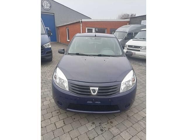Blauw Occasion 2012 Dacia Sandero Hatchback | € 3.450 (Eerlijke prijs) - Afbeelding 1/4