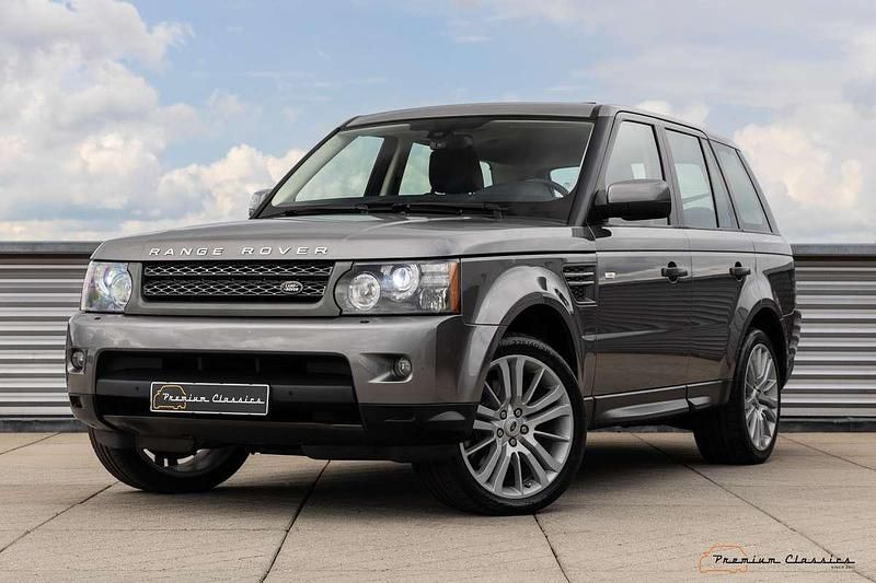 Grijs, metallic lak Gebruikt 2009 Land Rover Range Rover Sport HSE SUV | € 36.950 - Afbeelding 1/4