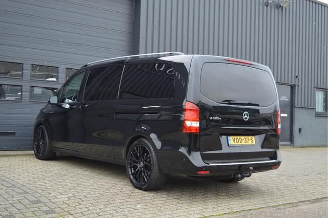 Occasion Mercedes V220 165 PK (121 kW) 2018 Zwart (metallic) MPV
