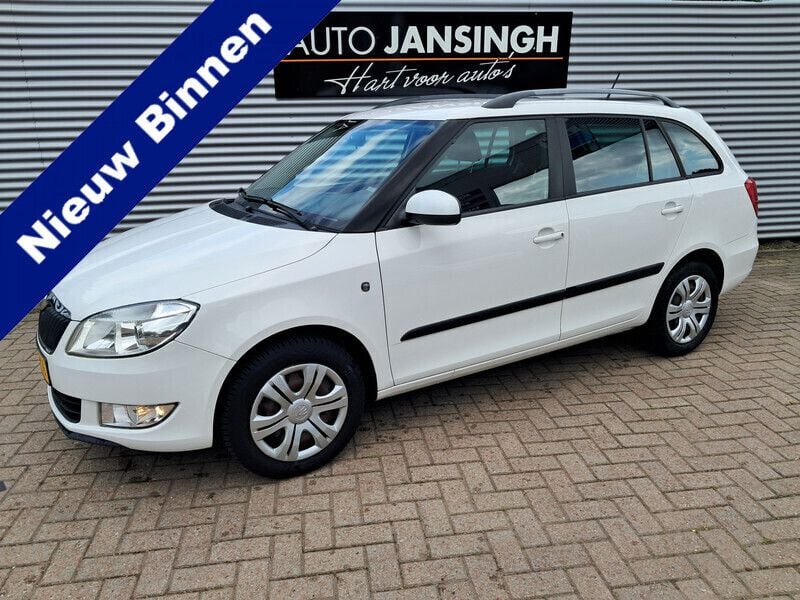 Wit Gebruikt 2014 Skoda Fabia Stationwagen | € 7.945 (Eerlijke prijs) - Afbeelding 1/4
