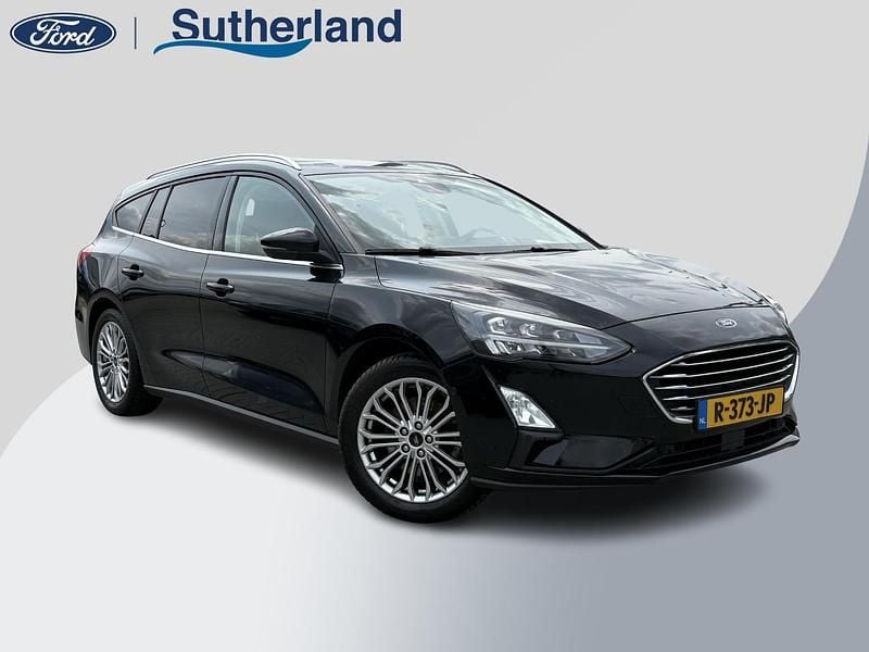 Zwart Gebruikt 2021 Ford Focus Titanium Stationwagen | € 15.900 (Eerlijke prijs) - Afbeelding 1/4