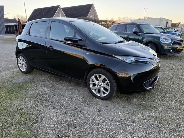 Occasion Renault Zoe Iconic 80 kW (109 PK) 2018 Zwart Hatchback