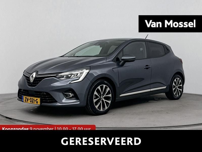 Grijs Gebruikt 2019 Renault Clio IV Zen Hatchback | € 13.935 (Eerlijke prijs) - Afbeelding 1/4