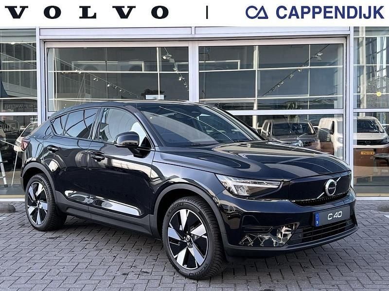Suv Gebruikt 2025 Volvo EC40 Plus SUV | € 44.750 (Eerlijke prijs) - Afbeelding 1/4