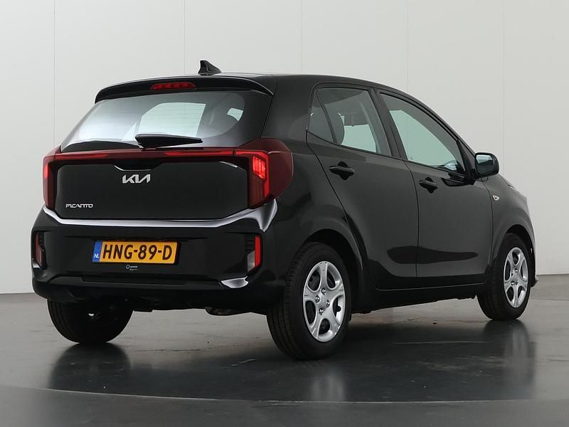 Occasion Kia Picanto 63 PK (46 kW) 2025 Zwart Hatchback