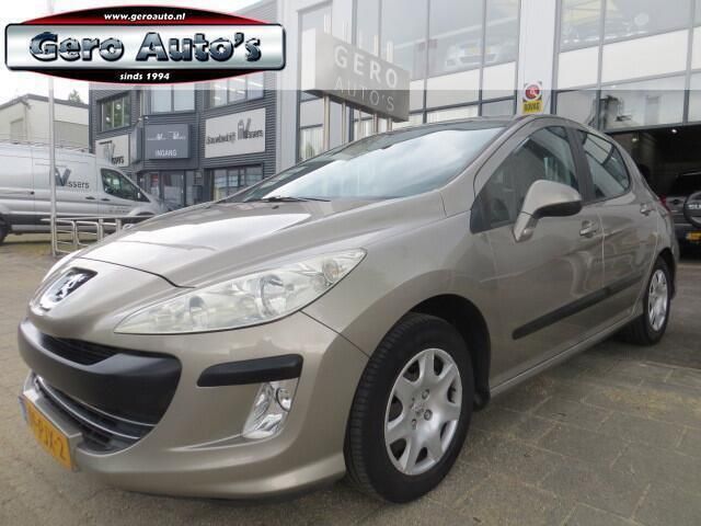 Grijs, metallic lak Gebruikt 2011 Peugeot 308 Hatchback | € 2.900 (Eerlijke prijs) - Afbeelding 1/4