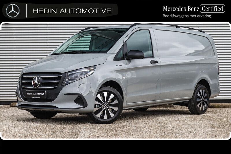 Grijs Gebruikt 2025 Mercedes e-Vito MPV | € 55.900 - Afbeelding 1/4