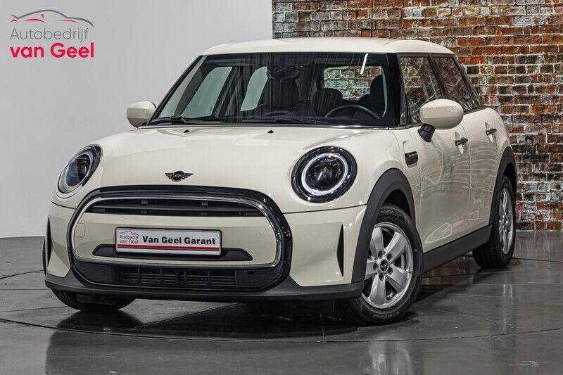 Wit Gebruikt 2022 Mini Cooper Hatchback | € 21.295 (Iets duurder) - Afbeelding 1/4