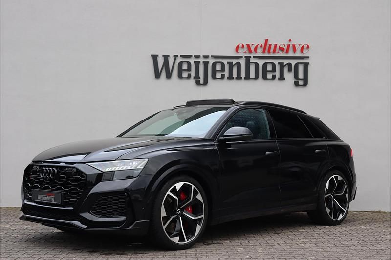 Zwart, metallic lak Gebruikt 2020 Audi RS Q8 Premium SUV | € 142.950 - Afbeelding 1/4