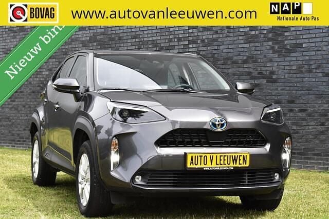 Grijs Gebruikt 2022 Toyota Yaris Cross Active SUV | € 24.925 (Eerlijke prijs) - Afbeelding 1/4