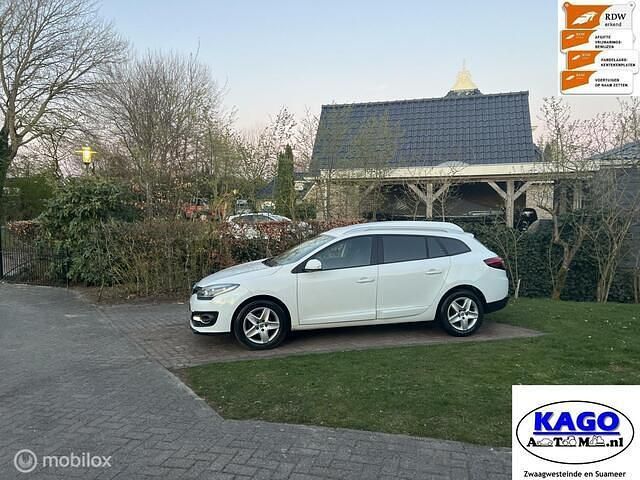 Wit Gebruikt 2014 Renault Mégane Expression Van | € 3.950 - Afbeelding 1/4