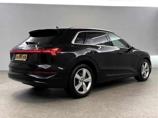 Occasion Audi e-tron Basis 230 kW (313 PK) 2019 Zwart (metallic) SUV