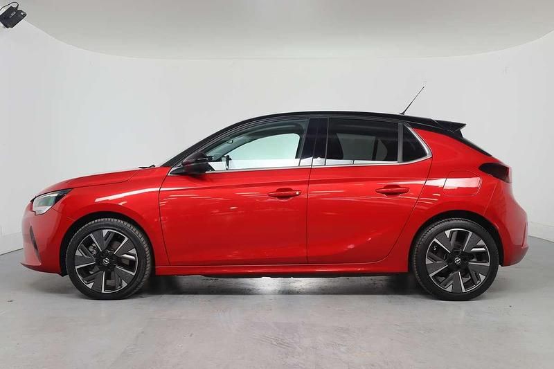 Occasion Opel Corsa-e Elegance 100 kW (136 PK) 2020 Rood Hatchback