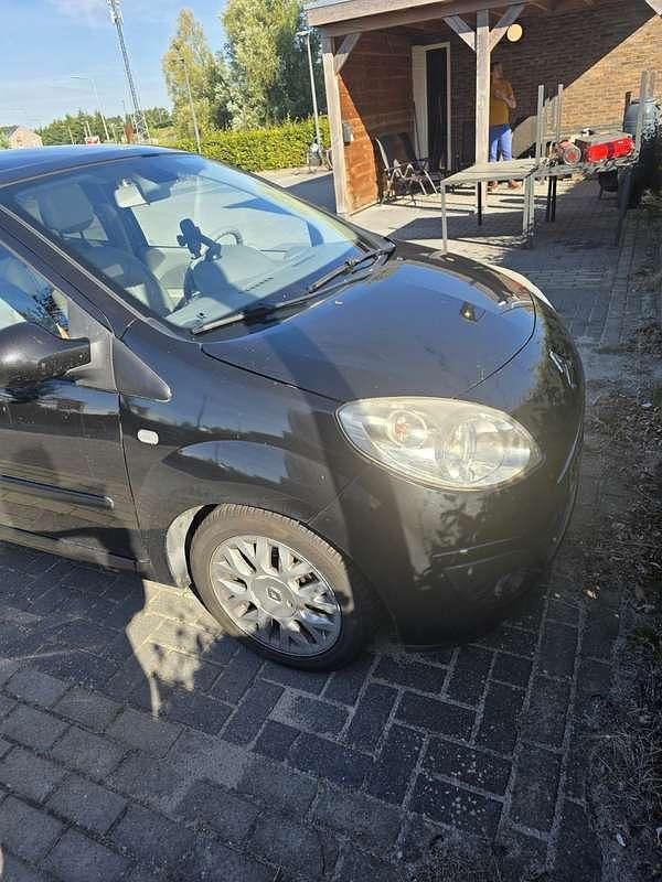 Occasion Renault Twingo Initiale 76 PK (55 kW) 2008 Zwart Hatchback