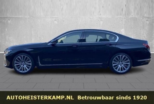 Zwart Gebruikt 2021 BMW 730 Sedan | € 67.950 (Eerlijke prijs) - Afbeelding 1/4