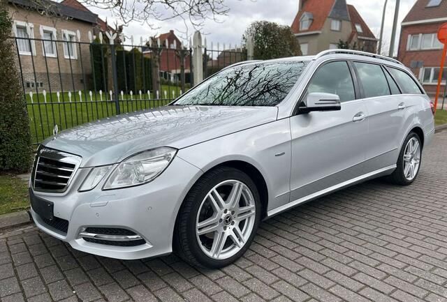 Zilver Gebruikt 2011 Mercedes E200 Avantgarde Stationwagen | € 8.750 (Eerlijke prijs) - Afbeelding 1/4