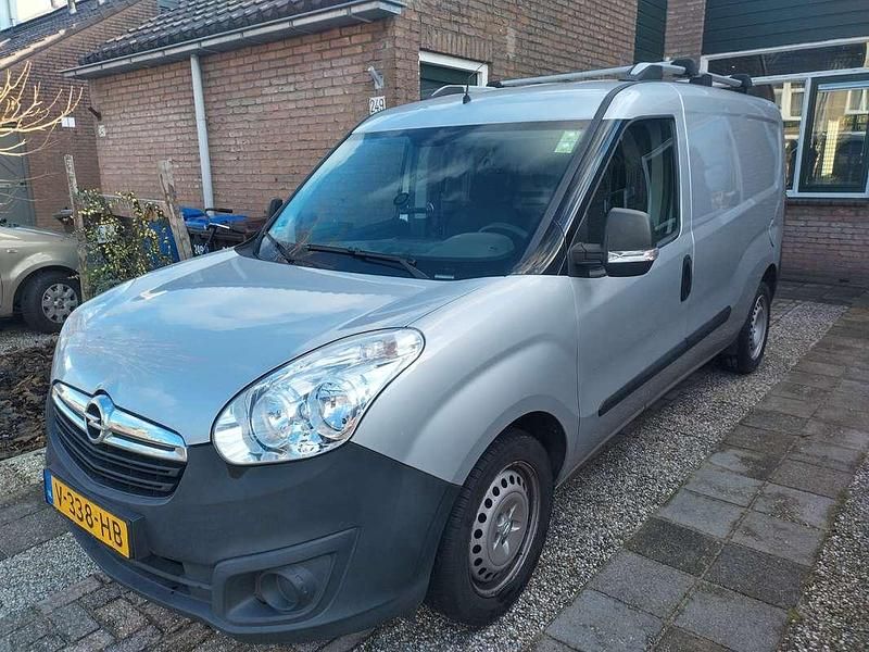 Zilver Gebruikt 2017 Opel Combo Sport Van | € 4.950 (Eerlijke prijs) - Afbeelding 1/4