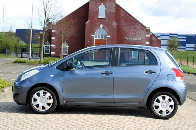 Occasion Toyota Yaris Comfort 101 PK (74 kW) 2009 Blauw Hatchback