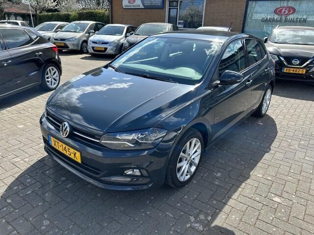 Grijs Gebruikt 2019 VW Polo Hatchback | € 14.350 (Eerlijke prijs) - Afbeelding 1/4