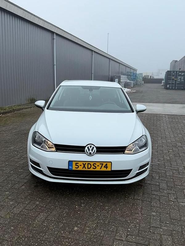 Wit Occasion 2014 VW Golf VII Highline Stationwagen | € 6.750 (Super prijs) - Afbeelding 1/4