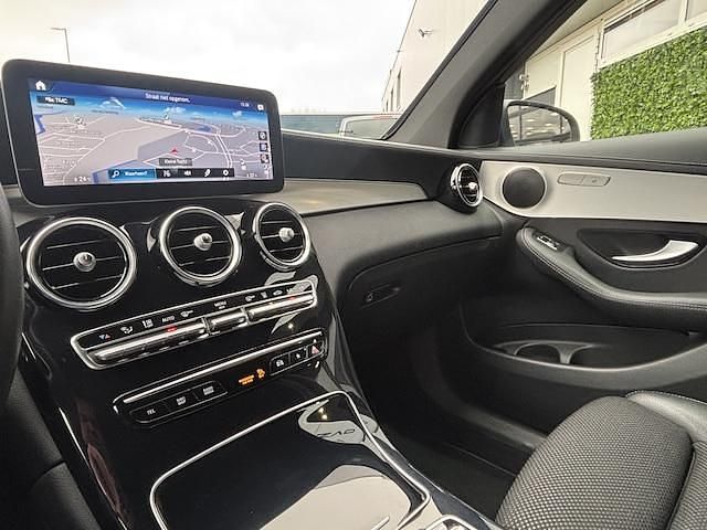 Occasion Mercedes GLC300e Business 326 PK (239 kW) 2021 Zwart SUV
