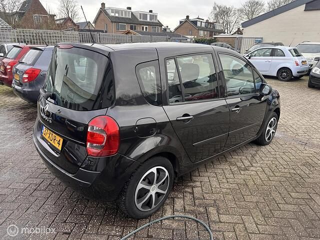 Occasion Renault Modus Night&Day 111 PK (81 kW) 2012 Zwart MPV