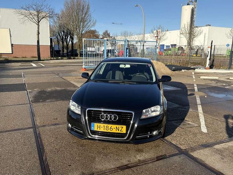 Occasion Audi A3 105 PK (77 kW) 2012 Zwart Hatchback