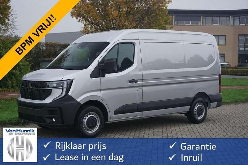 Zilver Gebruikt 2024 Renault Master Van | € 36.850 (Eerlijke prijs) - Afbeelding 1/4