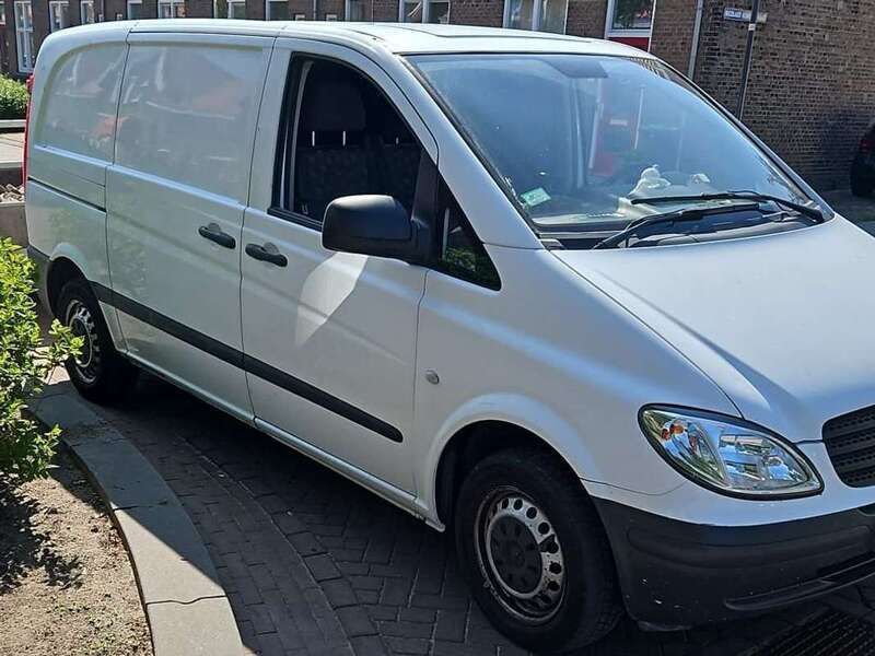 Wit Gebruikt 2010 Mercedes Vito MPV | € 4.250 (Eerlijke prijs) - Afbeelding 1/4