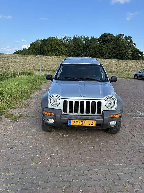 Gebruikt 2003 Jeep Cherokee Sport SUV | € 5.950 (Eerlijke prijs) - Afbeelding 1/4