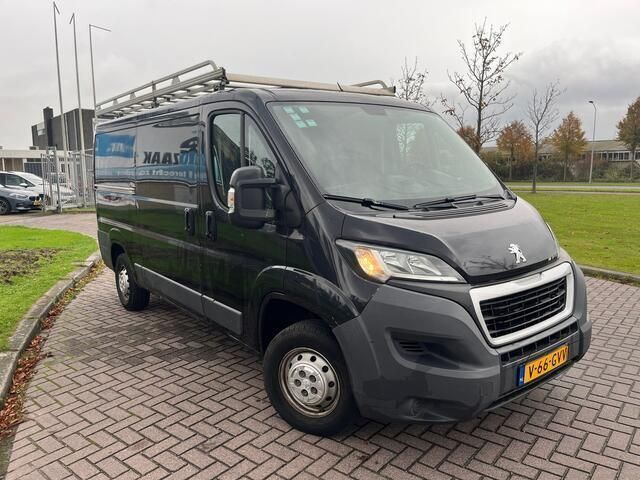 Occasion Peugeot Boxer 131 PK (96 kW) 2018 Grijs Van