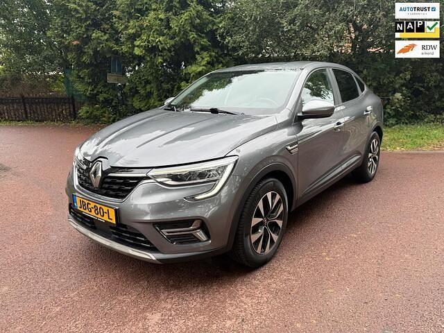 Grijs, metallic lak Occasion 2023 Renault Arkana Evolution SUV | € 17.495 (Goede deal) - Afbeelding 1/4