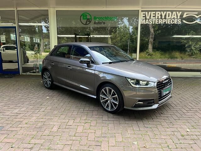 Bruin Gebruikt 2016 Audi A1 S-Line Hatchback | € 11.450 (Goede deal) - Afbeelding 1/4
