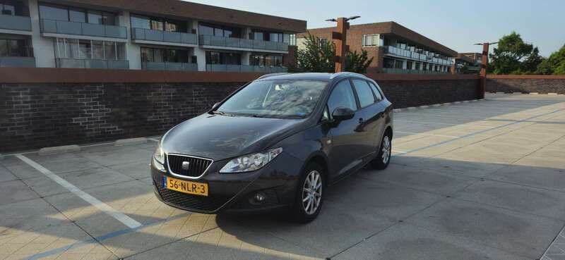Grijs Gebruikt 2010 Seat Ibiza ST Style Stationwagen | € 3.950 (Eerlijke prijs) - Afbeelding 1/4
