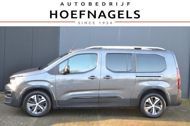 Grijs Gebruikt 2020 Peugeot Rifter GT-line MPV | € 28.950 (Duur) - Afbeelding 1/4