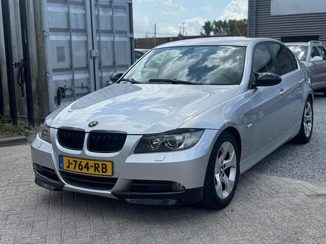 Occasion BMW 325 218 PK (160 kW) 2005 Grijs Sedan